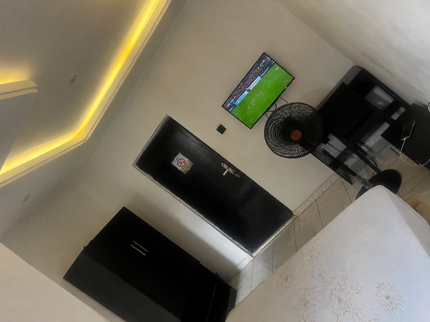 17k Room