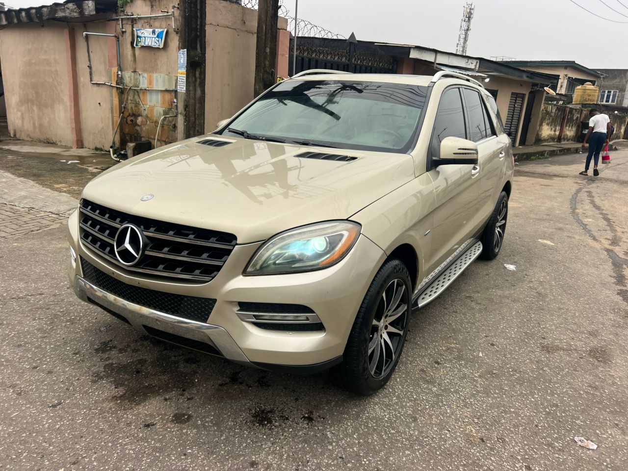 2012 ml350 car